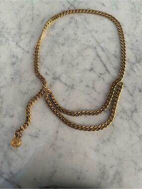 Chanel Vintage logo chain belt
